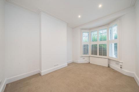 72 Third Cross Road, Twickenham, TW2 5EA