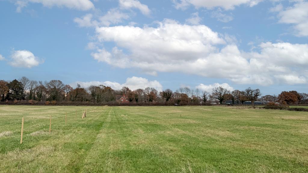 Close to large, characterful properties.