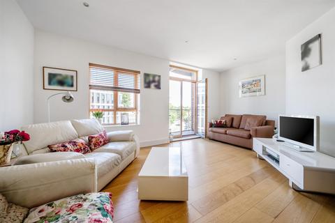 2 bedroom apartment for sale, Trinity Gate, Epsom Road, Guildford