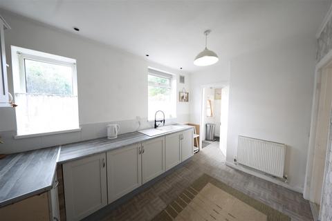 3 bedroom end of terrace house for sale, 5Th Avenue, Hull