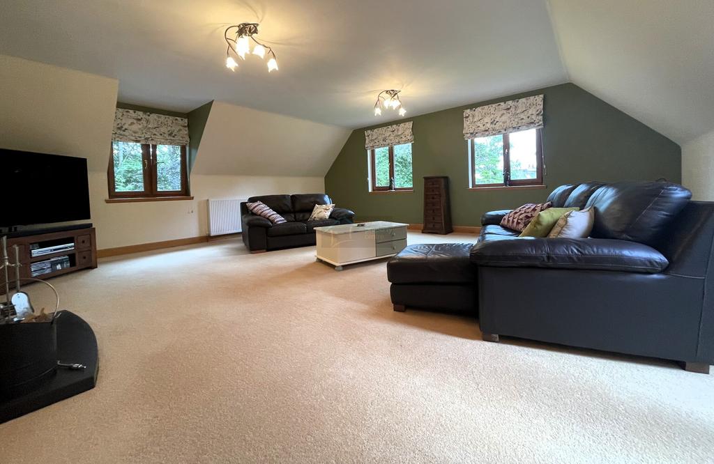 Lounge b.JPG