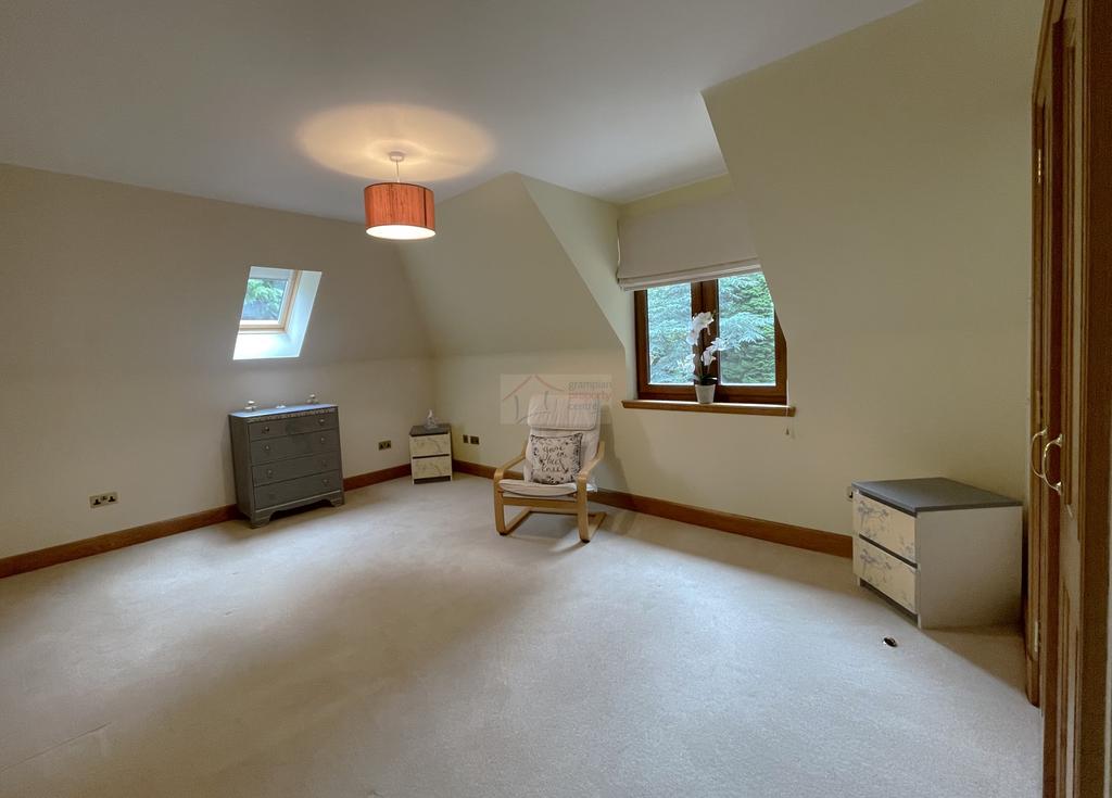 Bedroom 3.JPG