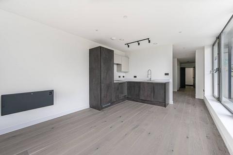 Studio for sale, Marlborough House, London W4