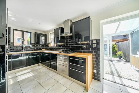 3 bedroom end of terrace house for sale, Linden Square, Harefield, Uxbridge