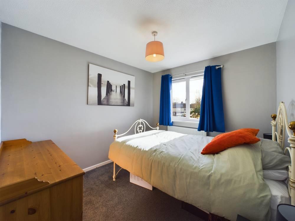 Bedroom 2.jpg