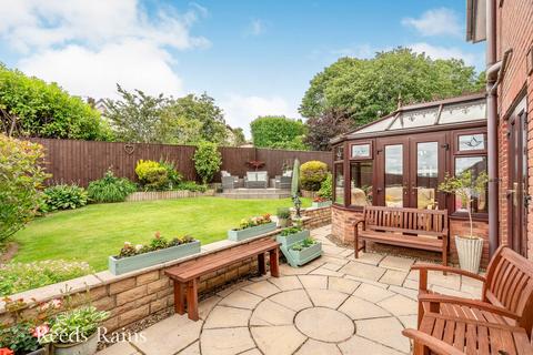 12 Brier Heights Close, Brierfield, Nelson, BB9 0HL