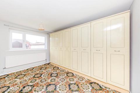 8 Severn Close, Biddulph, Stoke-on-trent, ST8 7PG
