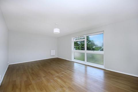 2 bedroom apartment for sale, Embassy Court, W5