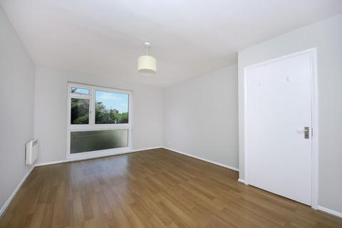2 bedroom apartment for sale, Embassy Court, W5