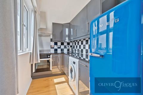 1 bedroom apartment for sale, Lexington Building, Bow Quarter, London, E3