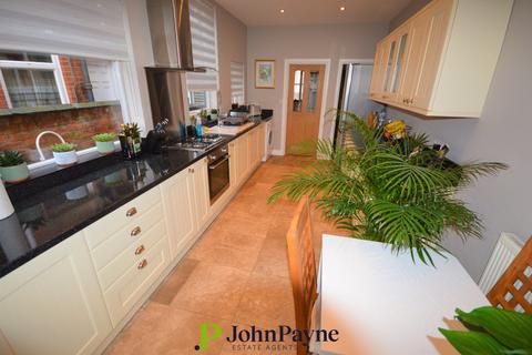 3 bedroom terraced house to rent, Highland Road, Earlsdon, Coventry, CV5