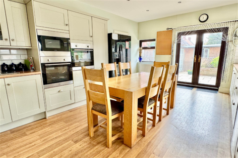 5 bedroom detached house for sale, Queens Road, Beeston, NG9 2BP