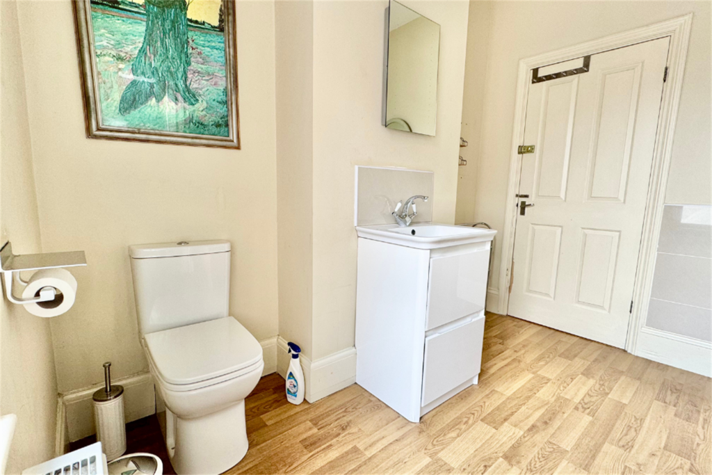 Bathroom 2
