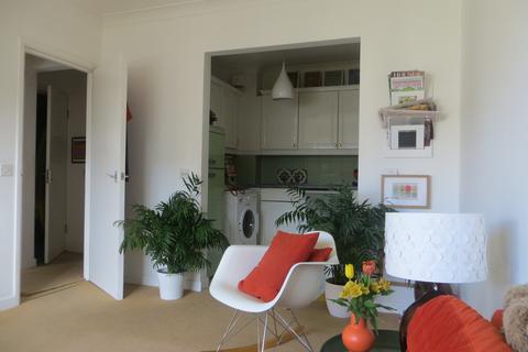 1 bedroom apartment for sale, at 11 Alan Percival Court, High Street, Cambridge CB4