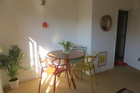 1 bedroom apartment for sale, at 11 Alan Percival Court, High Street, Cambridge CB4
