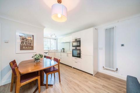 1 bedroom flat for sale, Sandycombe Road, London TW9