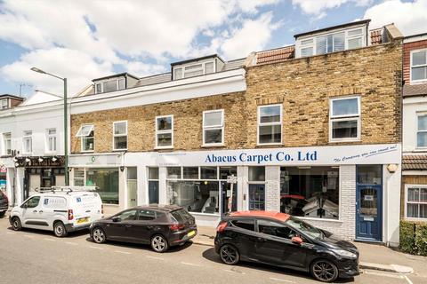 1 bedroom flat for sale, Sandycombe Road, London TW9
