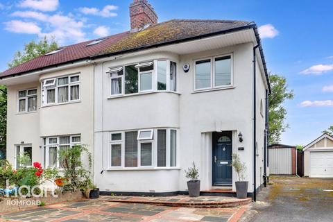 4 bedroom semi-detached house for sale, Havering Road, Romford, RM1 4HR
