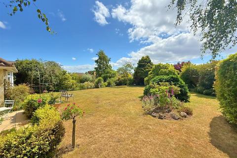 2 bedroom detached bungalow for sale, Thornhill Park, Sutton Coldfield