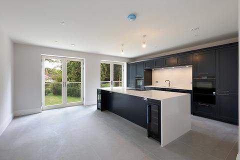 undefined, Hedsor Road, Bourne End, Buckinghamshire, SL8