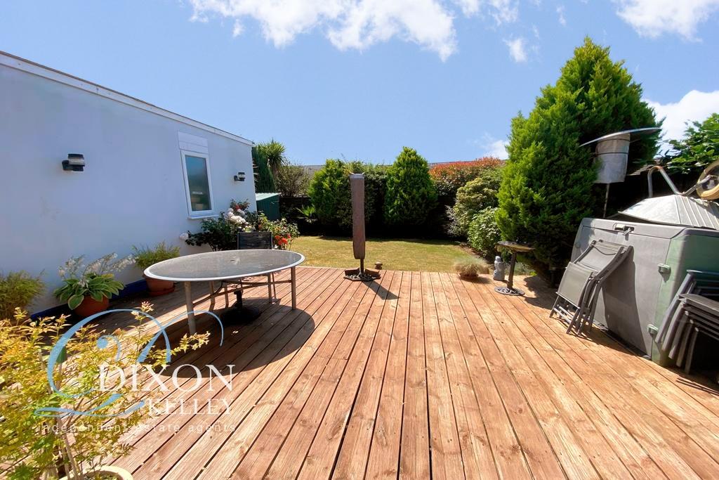 Sunny Garden