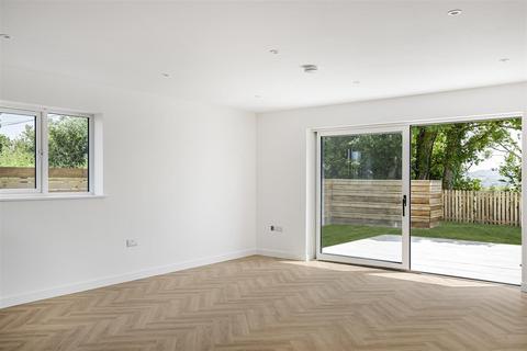 undefined, Newquay TR8