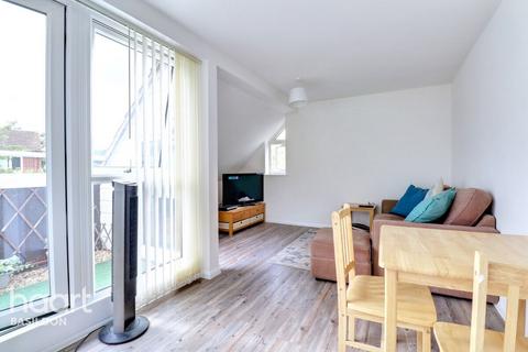 54 Brackley Crescent, Basildon, SS13 1RA