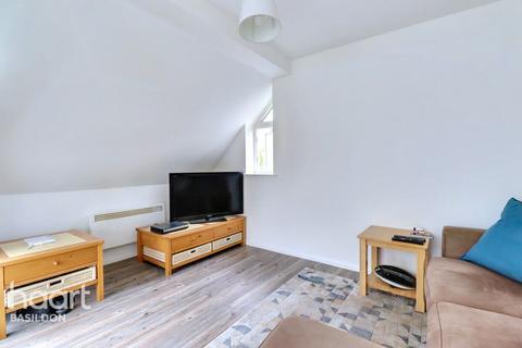 54 Brackley Crescent, Basildon, SS13 1RA