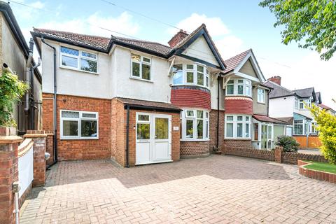 undefined, Woodlands Road, Isleworth TW7