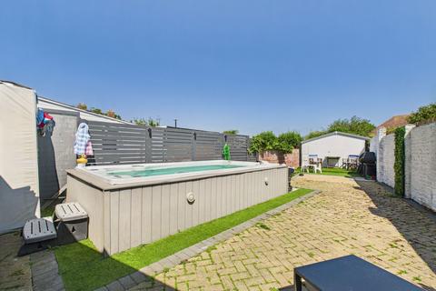 undefined, Brighton Road, Lancing, BN15 8JB