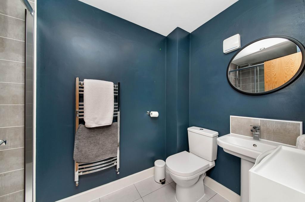 Bedroom one en suite