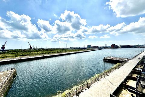 5 bedroom townhouse for sale, Yr Hafan, Langdon Road, Marina, Swansea