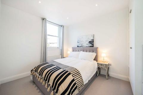 2 bedroom flat for sale, Concanon Road, London SW2