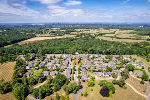 4 bedroom terraced house for sale, Tower Place, Warlingham, CR6