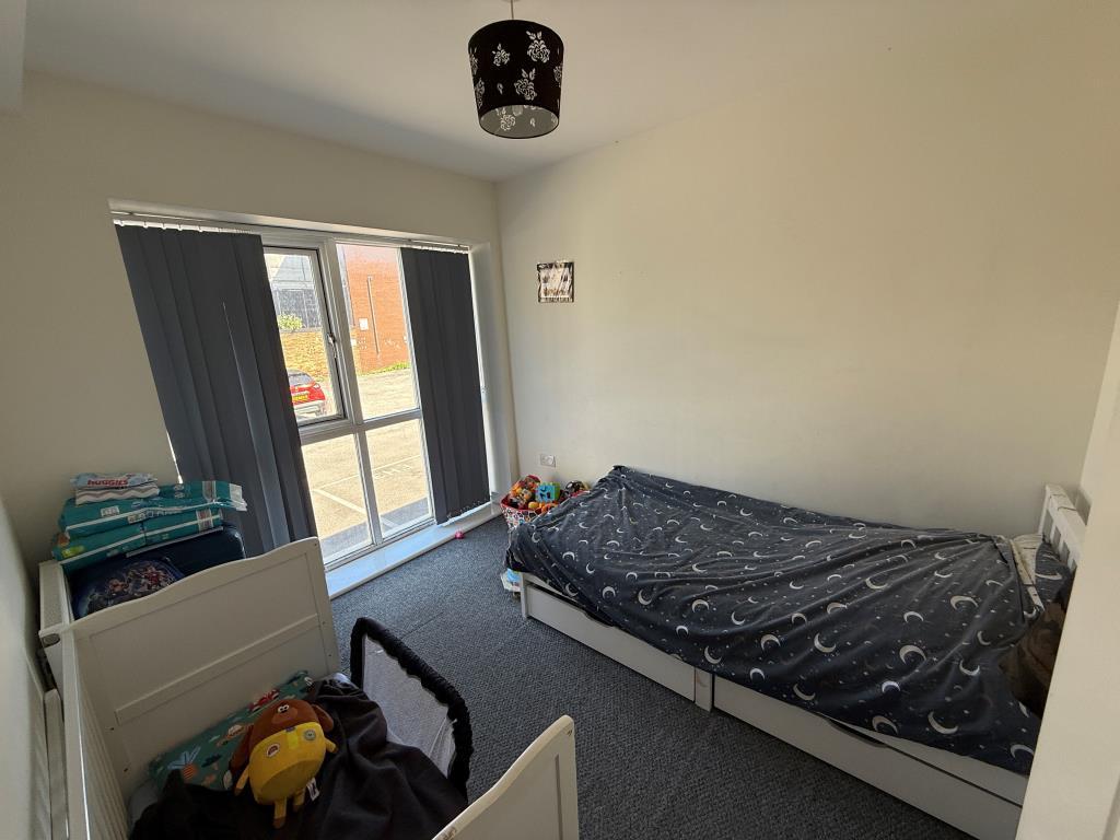Flat one bedroom two