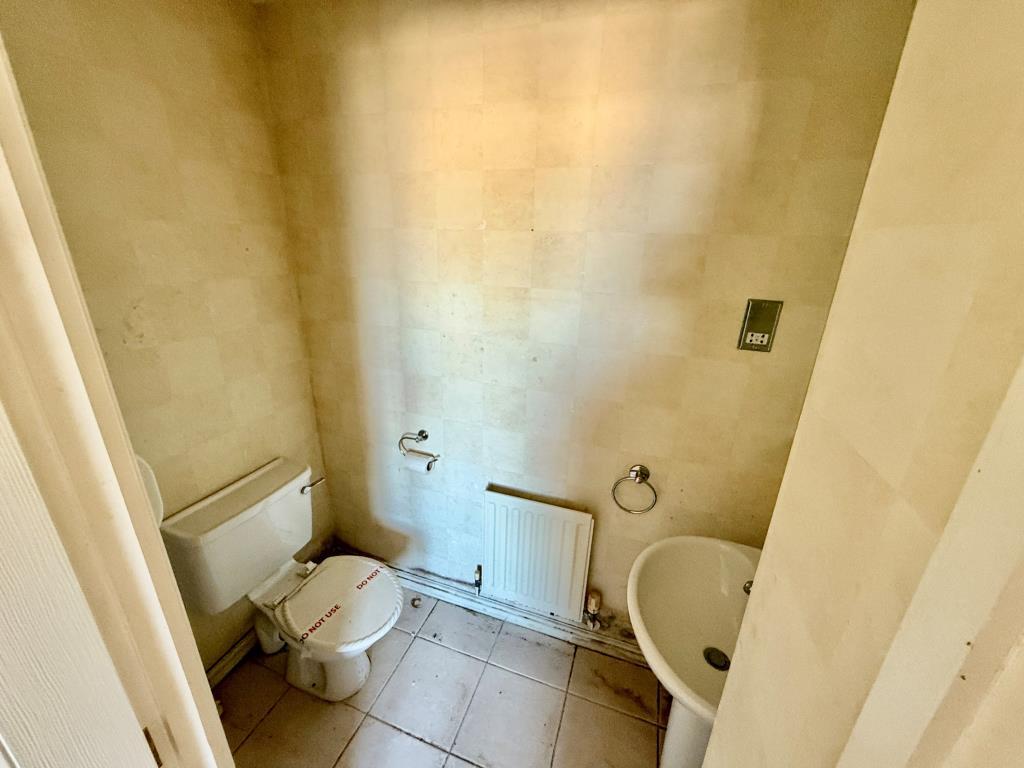 Bedroom two's en-suite