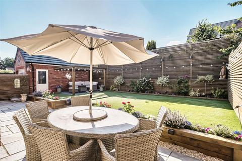 9 Centenary Close, Hilperton, Trowbridge, BA14 7XG