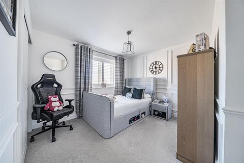 9 Centenary Close, Hilperton, Trowbridge, BA14 7XG