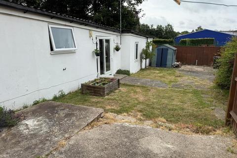 2 bedroom detached house for sale, 193B Lower Church Road, Burgess Hill, West Sussex