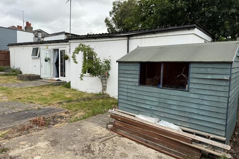 2 bedroom detached house for sale, 193B Lower Church Road, Burgess Hill, West Sussex