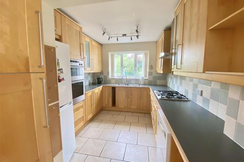 3 bedroom semi-detached house for sale, 11 Bank Drive West, Shrewsbury, SY3 9DJ