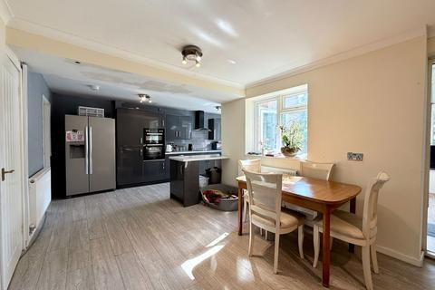 4 bedroom semi-detached house for sale, Landor Road, Knowle