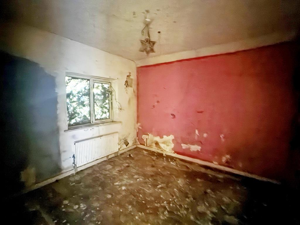 Bedroom 3 in House in need of Refurbishment