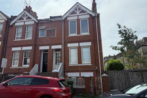 1 bedroom flat for sale, Garden Flat, 2A Coronation Street, Brighton