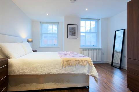 undefined, Crown Passage, Kingston Upon Thames, KT1