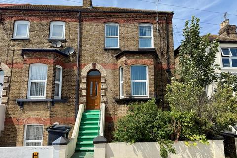 4 bedroom end of terrace house for sale, 90 Canterbury Road, Margate, Kent