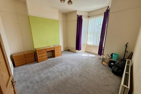 4 bedroom end of terrace house for sale, 90 Canterbury Road, Margate, Kent