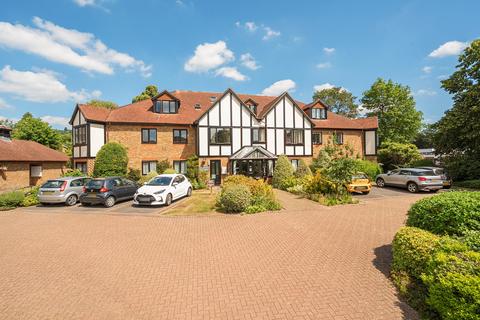 2 bedroom apartment for sale, Wray Park Road, Surrey RH2