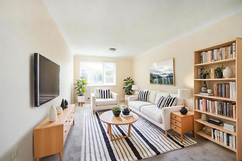 3 bedroom semi-detached house for sale, Links Way, Thurlton