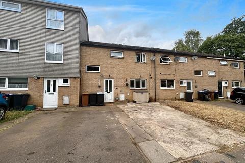 7 Brackenfield Square, Northampton, NN3 5AS